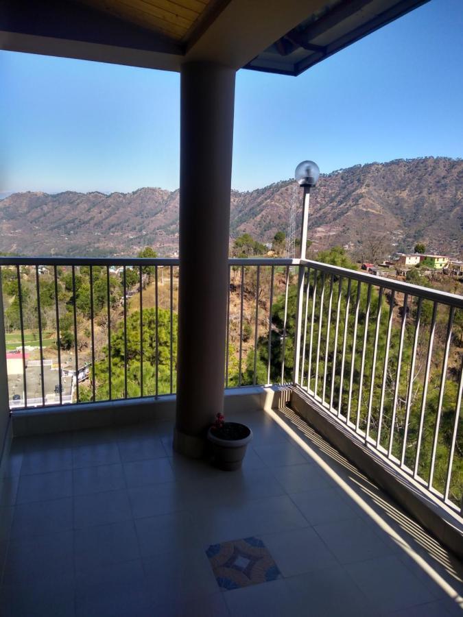 Terrace Retreat Acomodação com café da manhã Kasauli Exterior foto